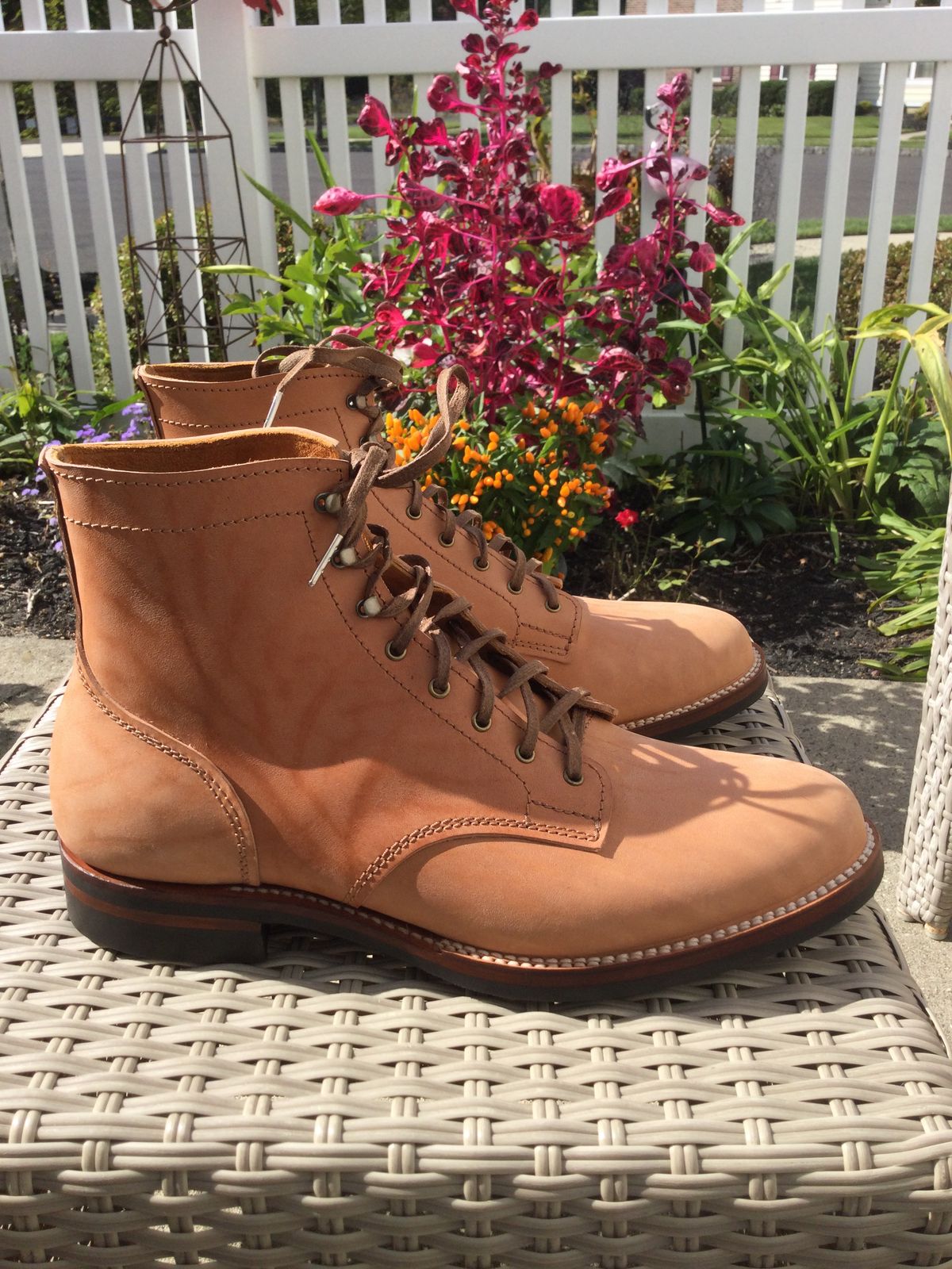 Photo by lastcsm on October 3, 2025 of the Oldspeed Service Boot 6” in Horween Russet Horsehide Strips.
