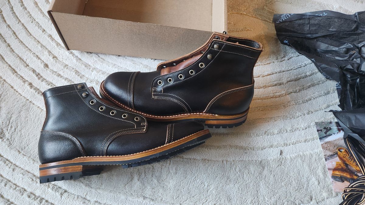 Photo by MasterResource4890 on October 15, 2024 of the Truman Cap Toe Boot in Horween Java Waxed Flesh.