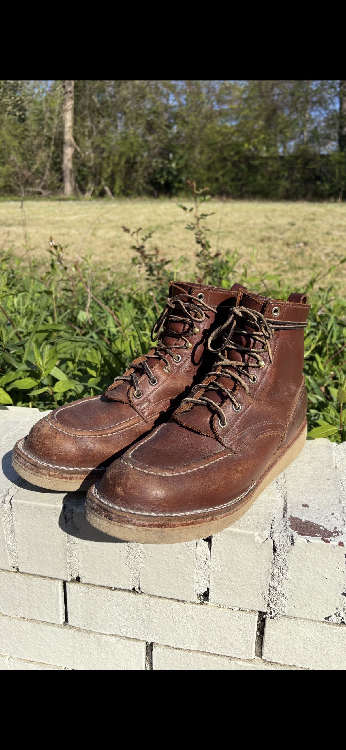 Photo by jimmyshoestrings on March 22, 2025 of the Nicks Moc Toe in Seidel 1964 Brown.