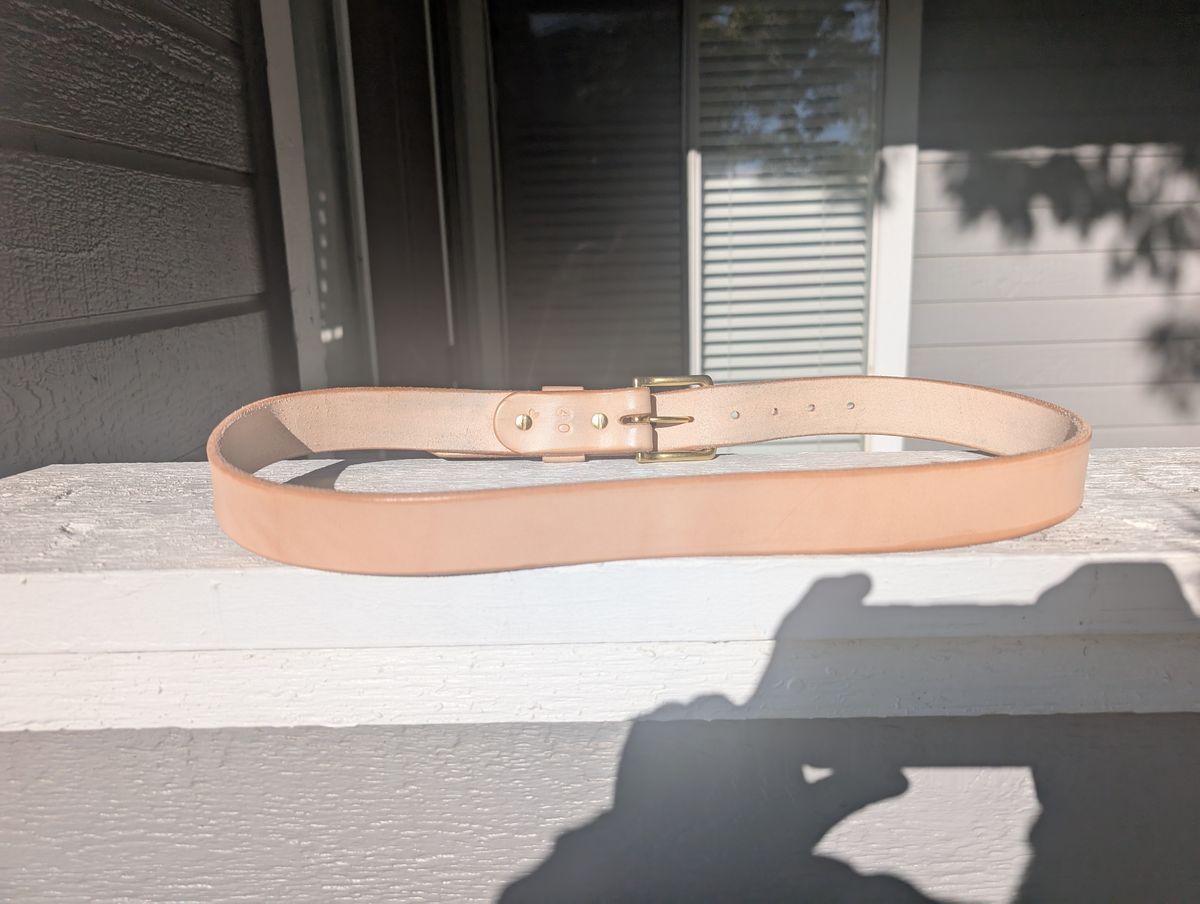 Photo by NoirSclera on October 1, 2025 of the Nicks Heavy Duty Work Belt in Wickett & Craig Natural Veg Tan.