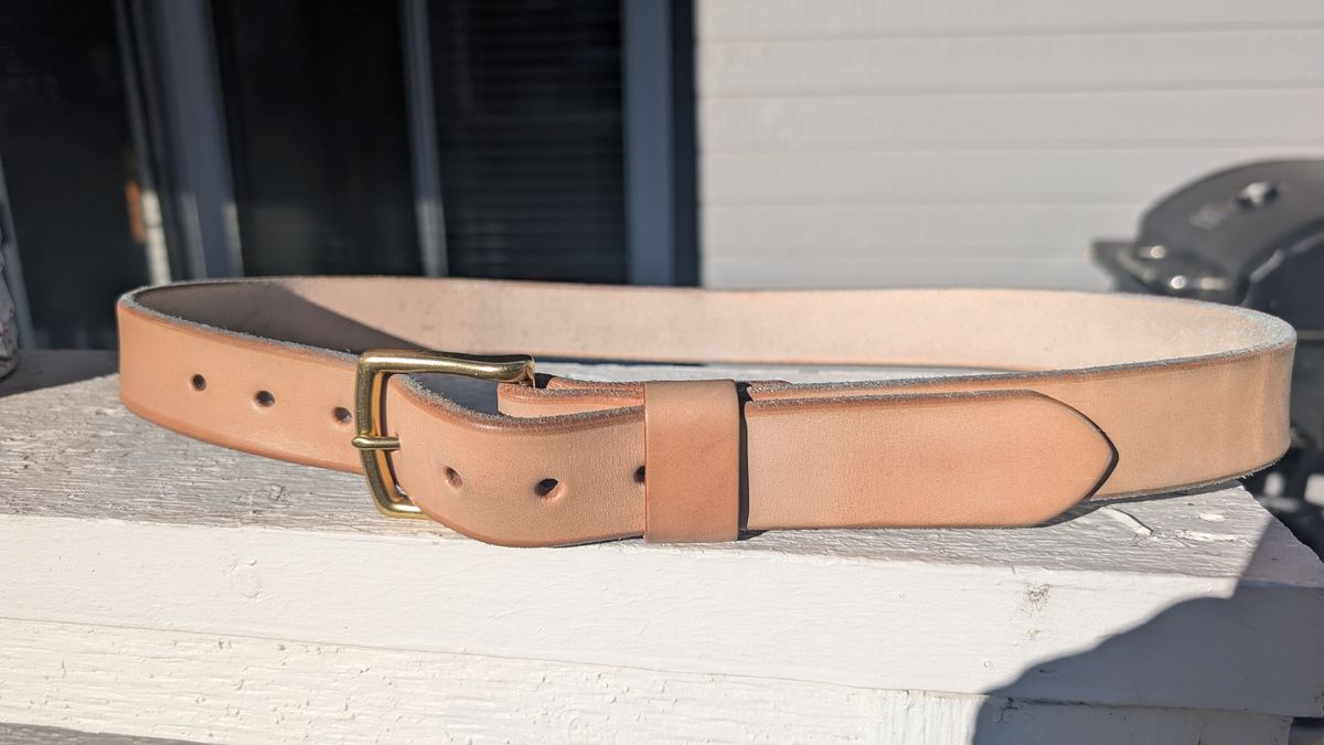 Photo by NoirSclera on November 2, 2025 of the Nicks Heavy Duty Work Belt in Wickett & Craig Natural Veg Tan.