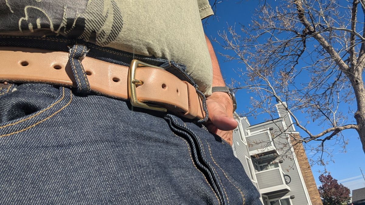 Photo by NoirSclera on November 2, 2025 of the Nicks Heavy Duty Work Belt in Wickett & Craig Natural Veg Tan.
