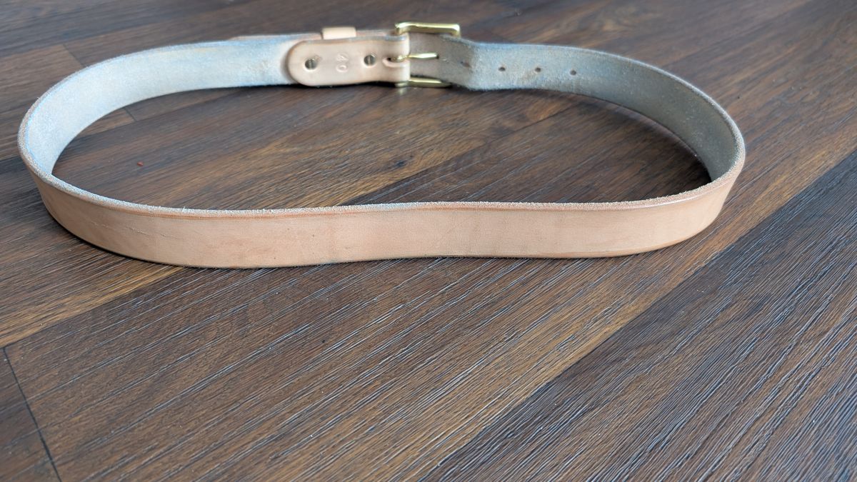 Photo by NoirSclera on December 4, 2025 of the Nicks Heavy Duty Work Belt in Wickett & Craig Natural Veg Tan.