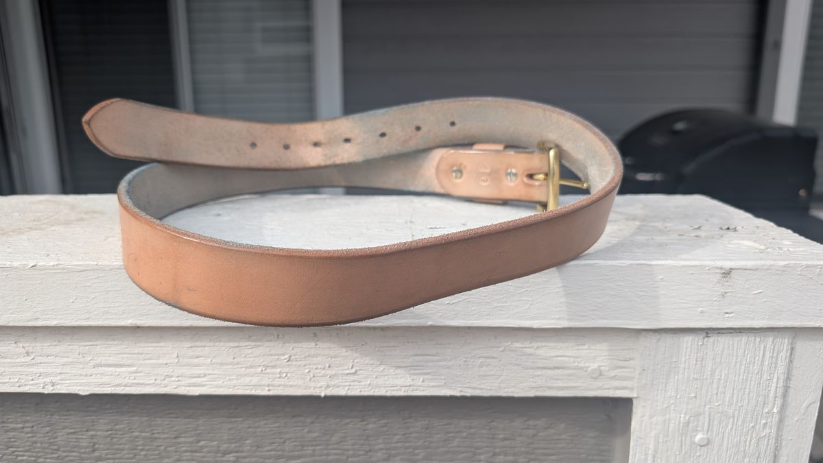 Photo by NoirSclera on January 2, 2026 of the Nicks Heavy Duty Work Belt in Wickett & Craig Natural Veg Tan.