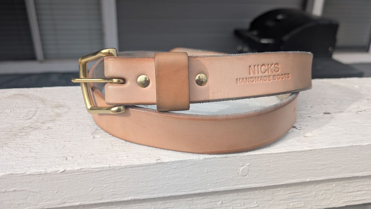 Photo by NoirSclera on January 2, 2026 of the Nicks Heavy Duty Work Belt in Wickett & Craig Natural Veg Tan.