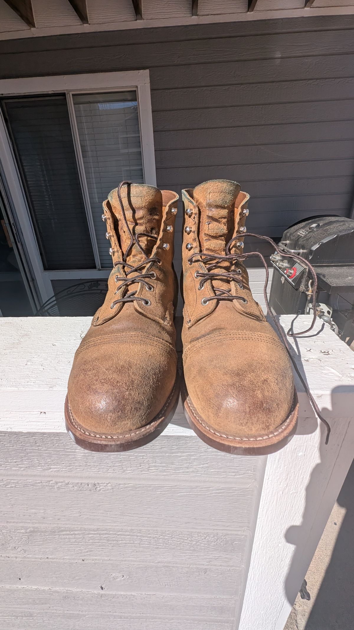 Photo by NoirSclera on March 4, 2026 of the Red Wing Iron Ranger in S.B. Foot Hawthorne Muleskinner.