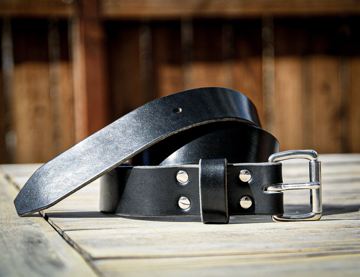 Photo by schersure on October 25, 2025 of the Self-Made Belt in Wickett & Craig Black Traditional Harness.