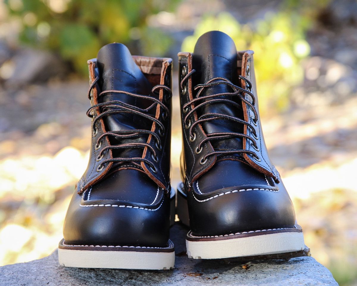 Photo by schersure on November 1, 2025 of the Red Wing 6-Inch Classic Moc in S.B. Foot Black Prairie.