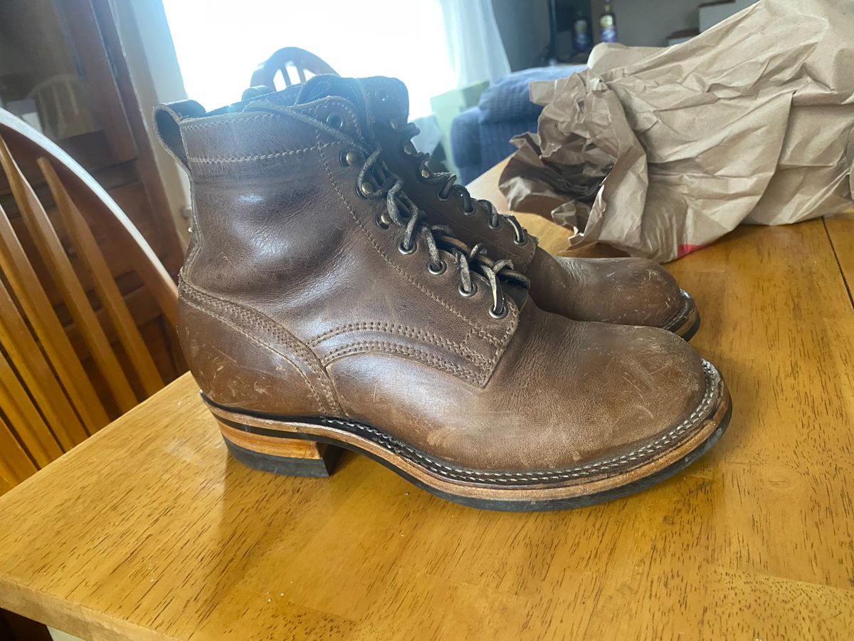 Photo by ColetonFuller on November 8, 2024 of the Drew's Boots 6-Inch Contractor in Rowdy Smooth.
