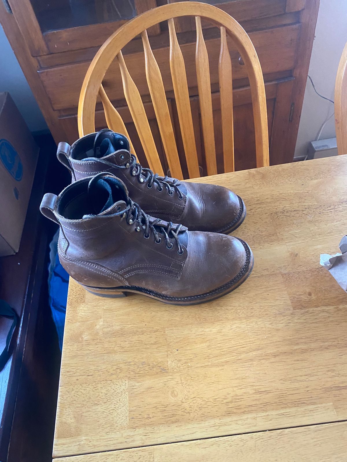 Photo by ColetonFuller on November 8, 2024 of the Drew's Boots 6-Inch Contractor in Rowdy Smooth.