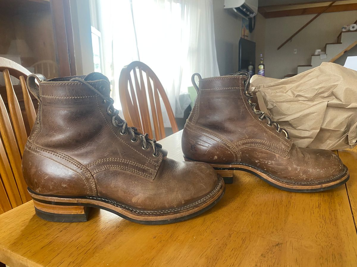 Photo by ColetonFuller on November 8, 2024 of the Drew's Boots 6-Inch Contractor in Rowdy Smooth.