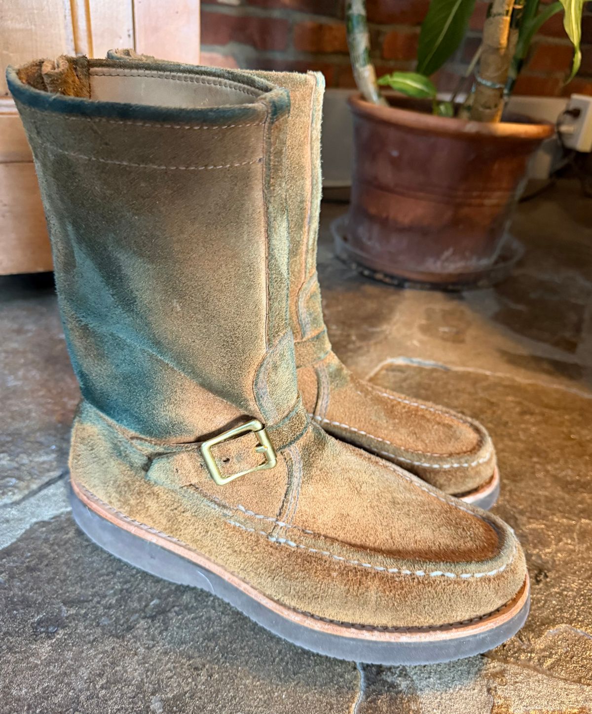 Photo by grantini on January 1, 2026 of the Russell Moccasin Co. Zephyr Balderas in SB Foot Roughout Pecos Chamois.