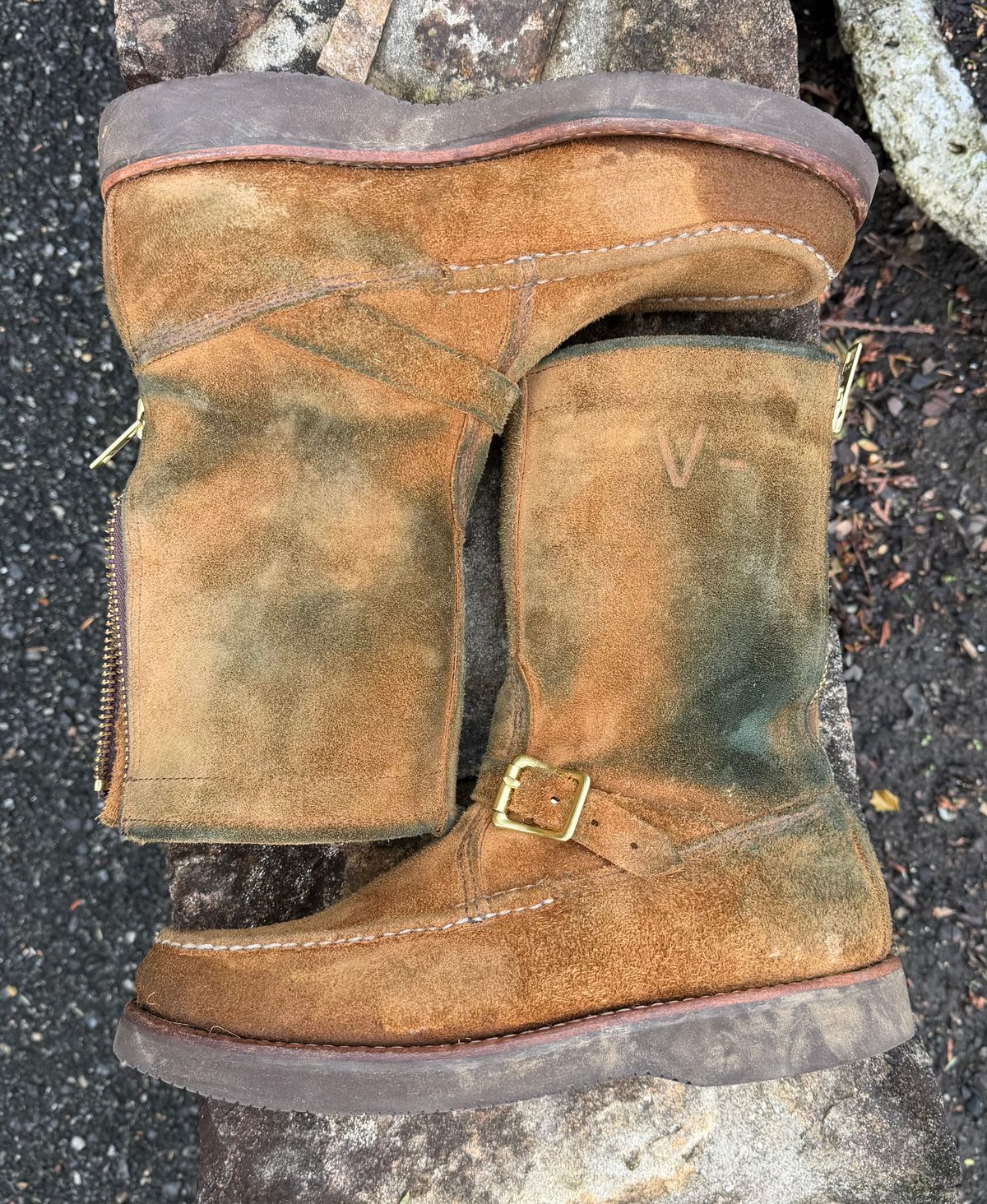 Photo by grantini on April 5, 2026 of the Russell Moccasin Co. Zephyr Balderas in SB Foot Roughout Pecos Chamois.
