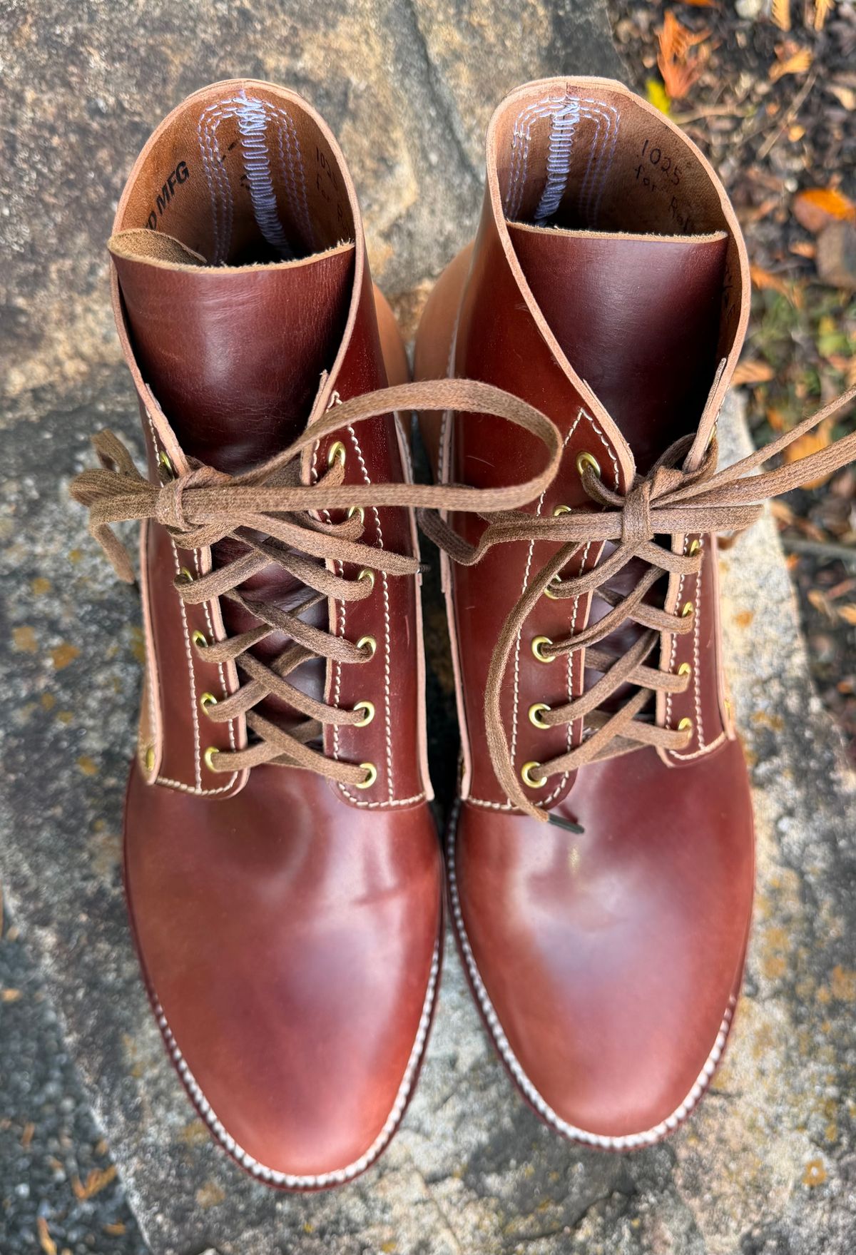 Photo by grantini on November 1, 2025 of the Oldspeed Henry Johnson in Horween Color 2 Shell Cordovan.