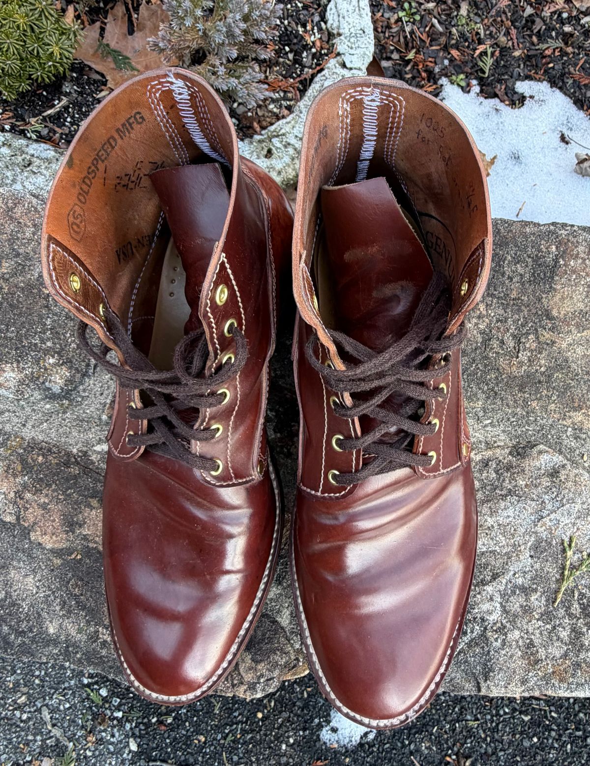 Photo by grantini on February 27, 2026 of the Oldspeed MFG Henry Johnson in Horween Color 2 Shell Cordovan.