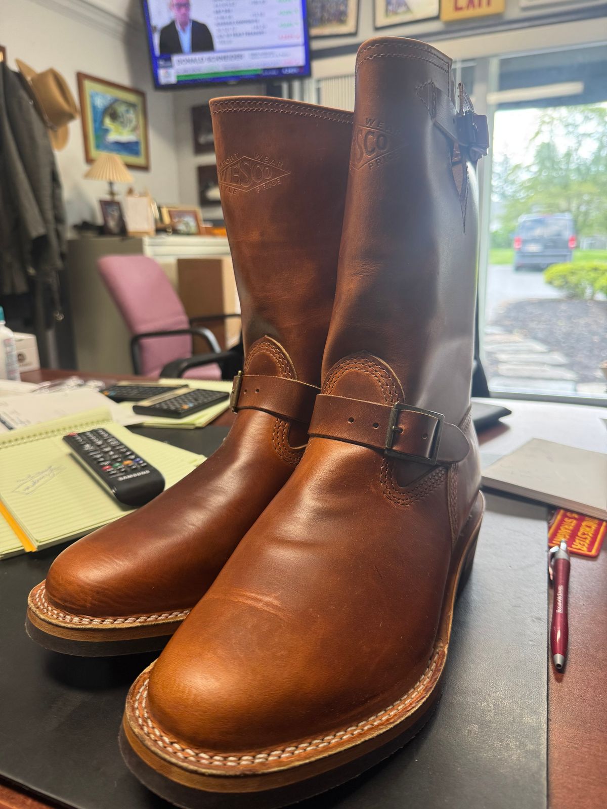 Photo by grantini on June 30, 2025 of the Wesco Boss 7500 in English Tan Domane.