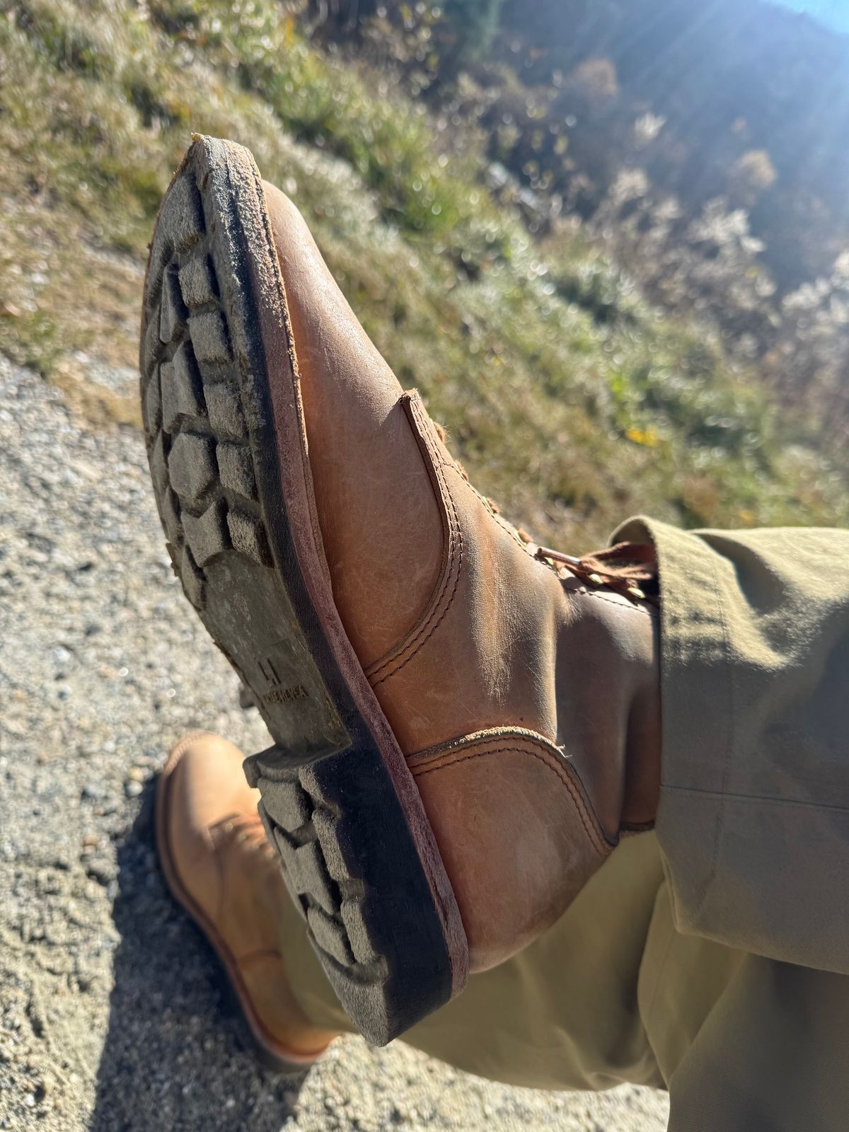 Photo by grantini on November 1, 2024 of the Oldspeed Service Boot 6” in Horween Tan Latigo.