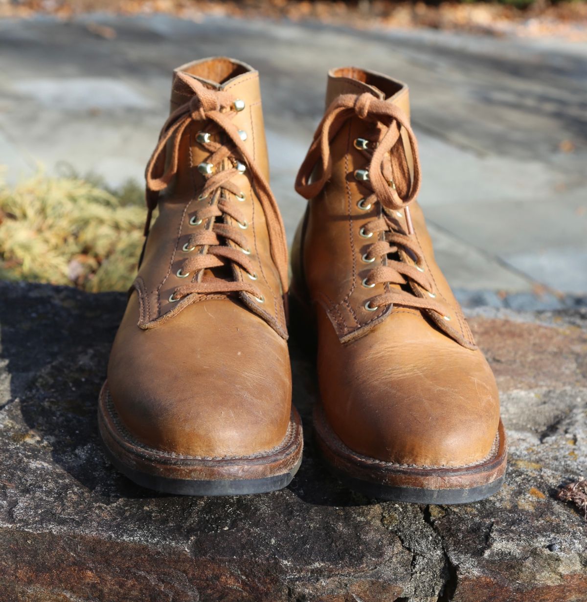 Photo by grantini on December 4, 2024 of the Oldspeed Service Boot 6” in Horween Tan Latigo.