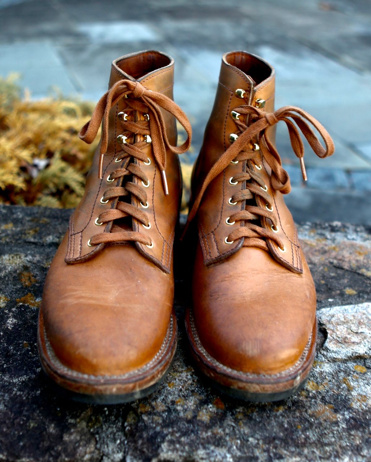 Photo by grantini on January 1, 2025 of the Oldspeed Service Boot 6” in Horween Tan Latigo.