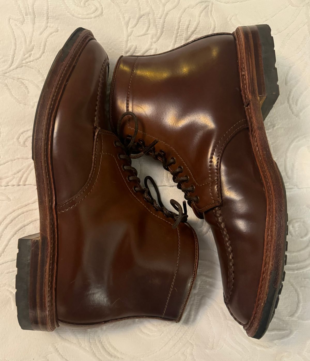 Photo by grantini on November 1, 2024 of the Alden Tanker Boot in Horween Ravello Shell Cordovan.