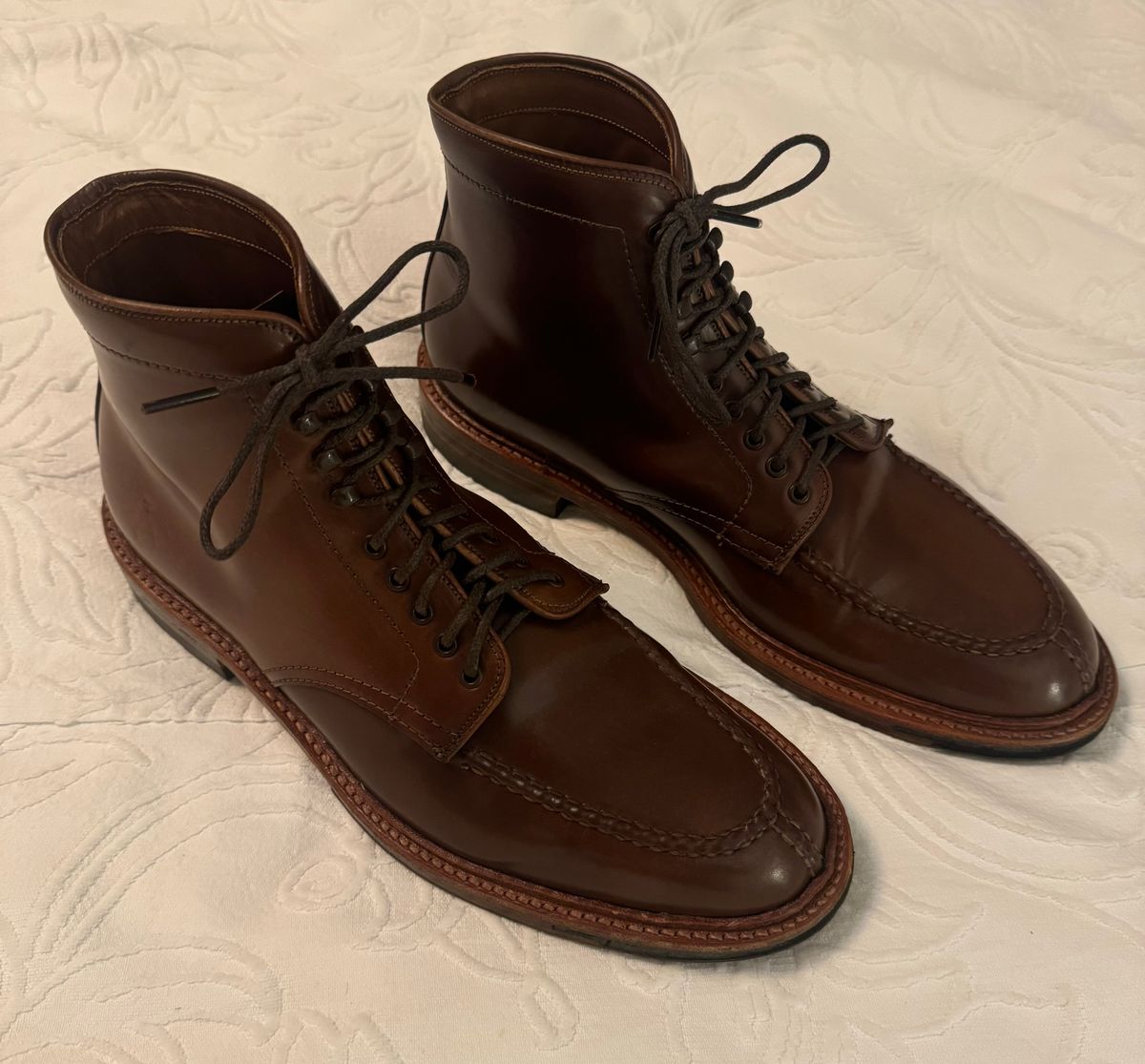 Photo by grantini on November 1, 2024 of the Alden Tanker Boot in Horween Ravello Shell Cordovan.