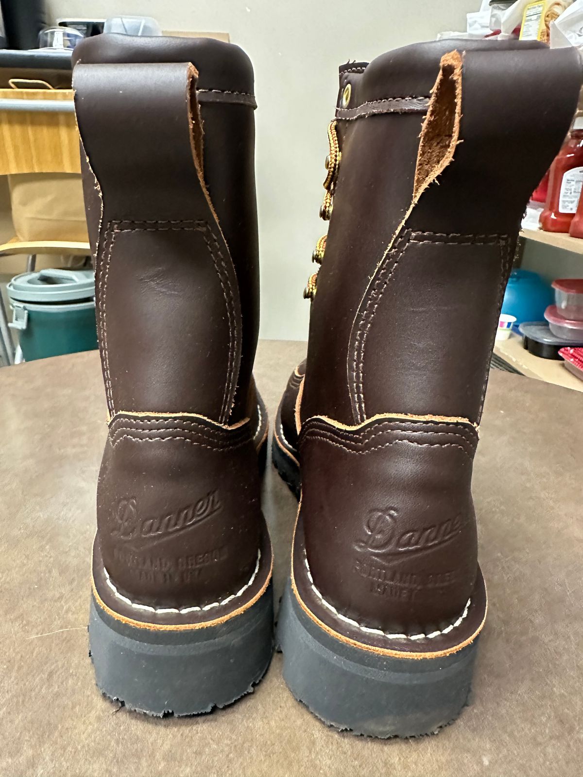 Photo by MaisonSerrif on October 3, 2025 of the Danner Rain Forest in Brown Full Grain.