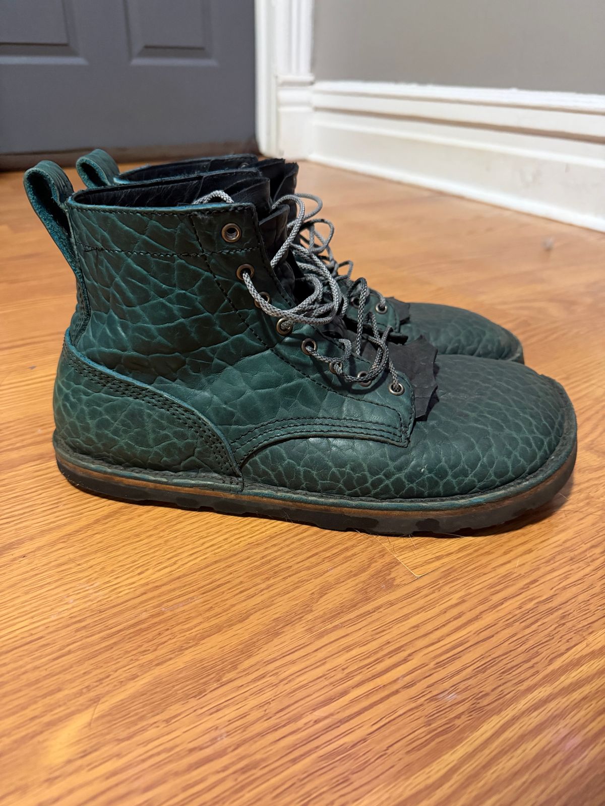 Photo by Forgedleather on December 6, 2025 of the Texarado Bailey in Canyon Teal Bison.