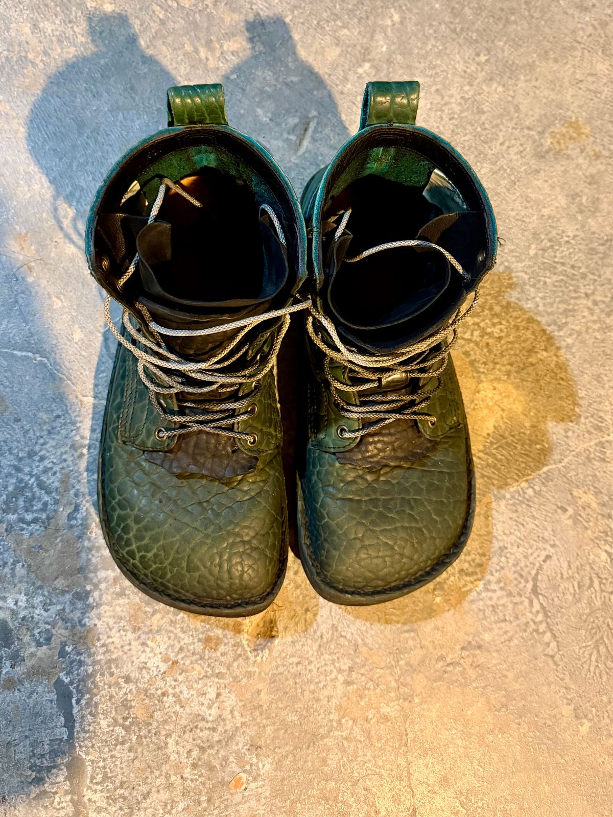 Photo by Forgedleather on January 1, 2026 of the Texarado Bailey in Canyon Teal Bison.