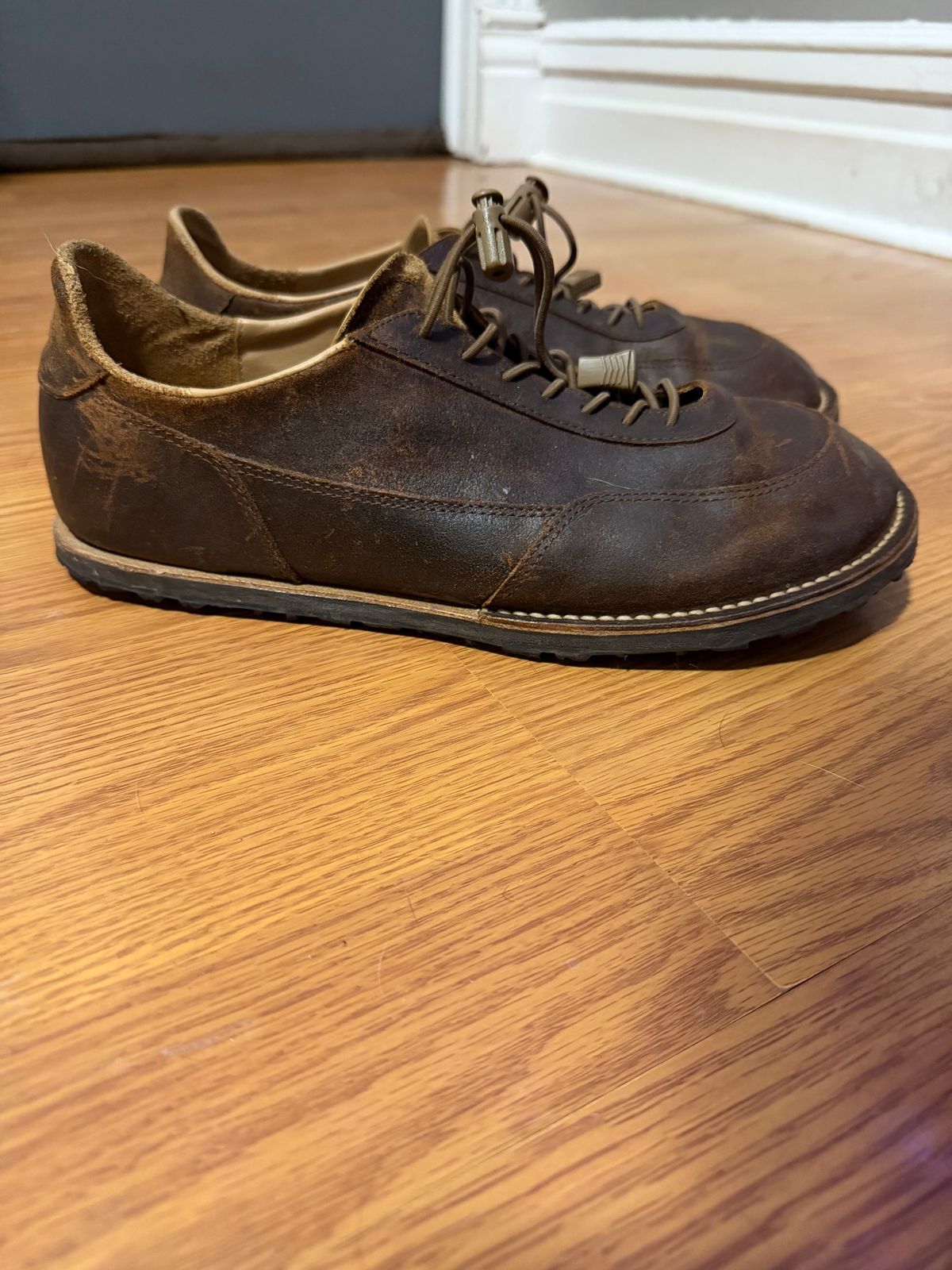 Photo by Forgedleather on December 6, 2025 of the Turriff Functional Footwear C-01 in C.f. Stead Prairie Waxy Commander Suede.