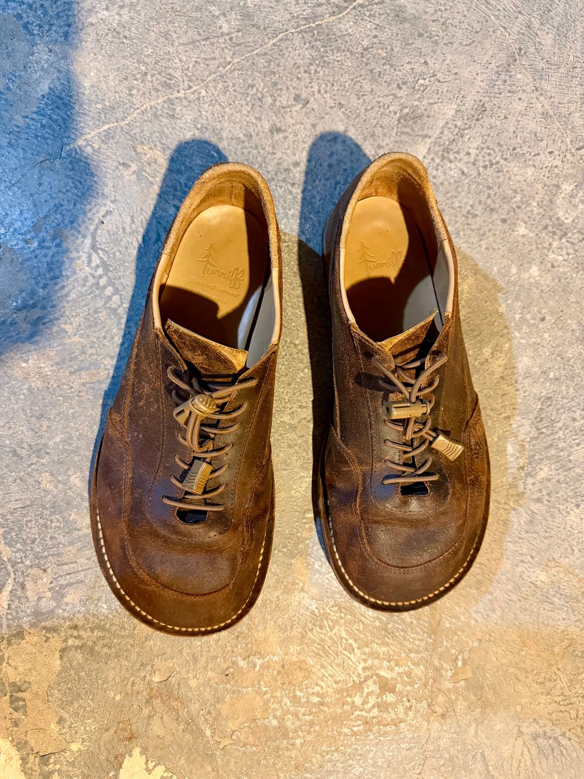 Photo by Forgedleather on January 1, 2026 of the Turriff Functional Footwear C-01 in C.f. Stead Prairie Waxy Commander Suede.