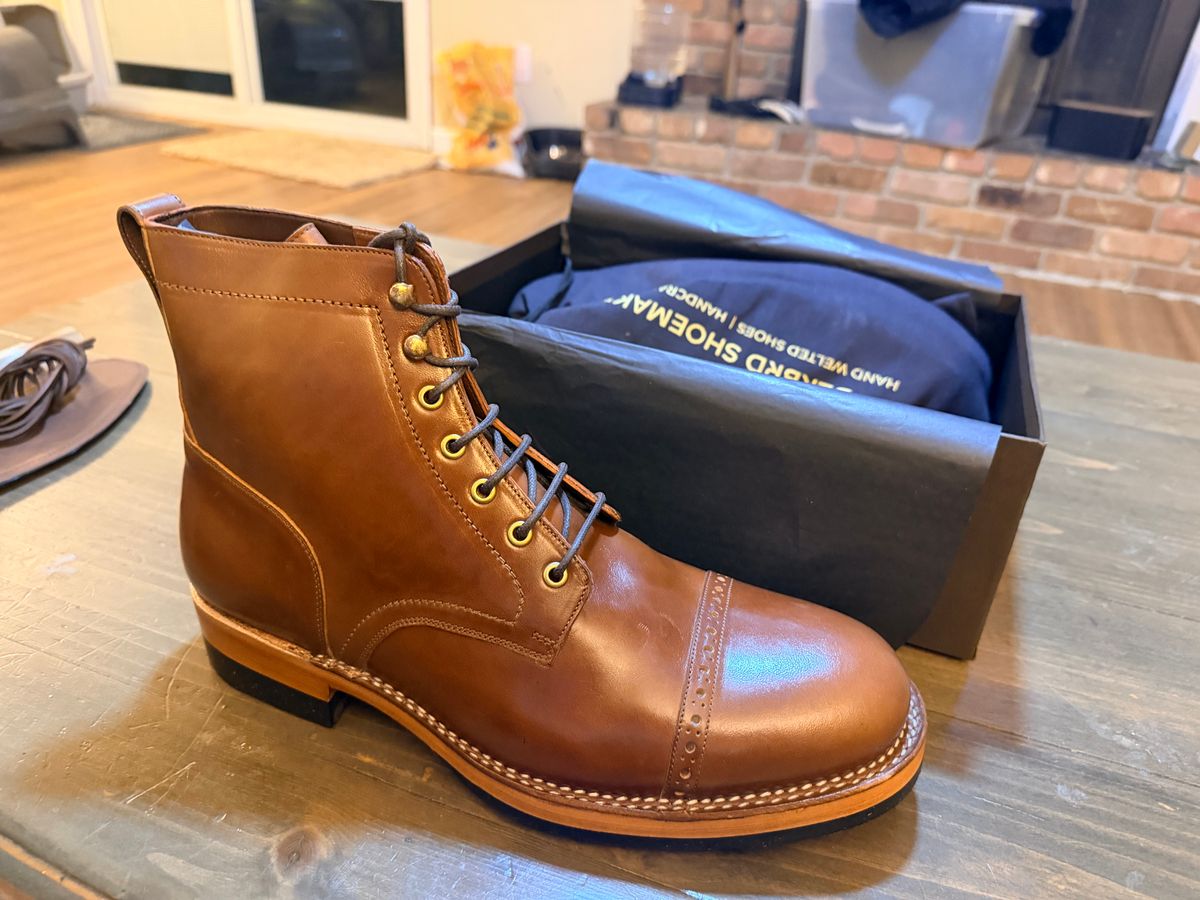 Photo by TheBeardedFeller on February 6, 2026 of the Blkbrd Shoemaker Luchador Service Boot in Maryam Toscanello TPR Horsebutt.