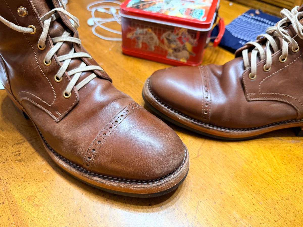 Photo by TheBeardedFeller on February 23, 2026 of the Blkbrd Shoemaker Luchador Service Boot in Maryam Toscanello TPR Horsebutt.