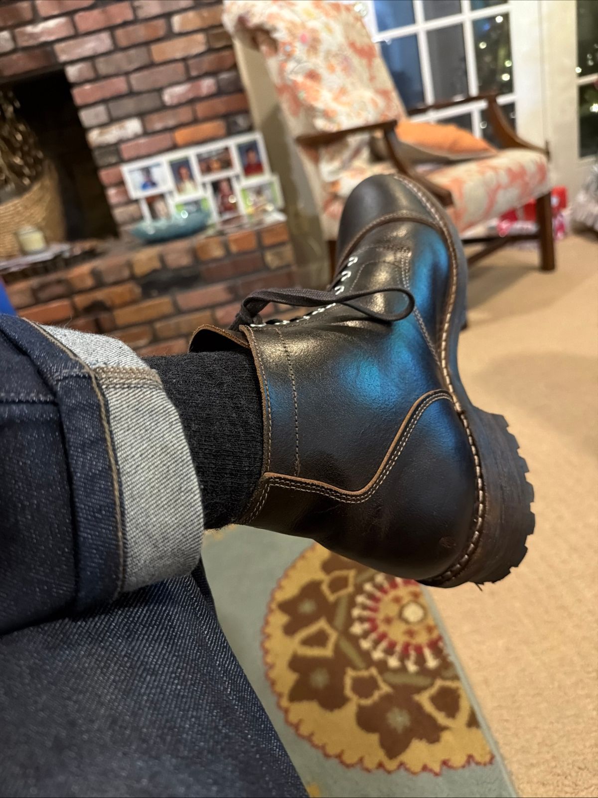 Photo by TheBeardedFeller on December 20, 2025 of the Thursday Vanguard in Horween Waxed Cacao.