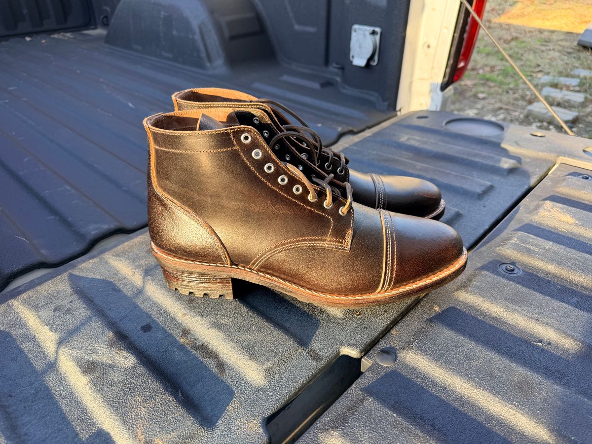 Photo by TheBeardedFeller on December 12, 2025 of the Thursday Vanguard in Horween Waxed Cacao.