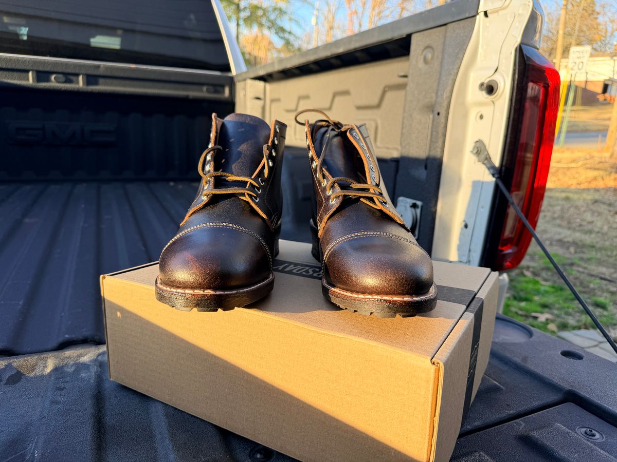 Photo by TheBeardedFeller on December 12, 2025 of the Thursday Vanguard in Horween Waxed Cacao.