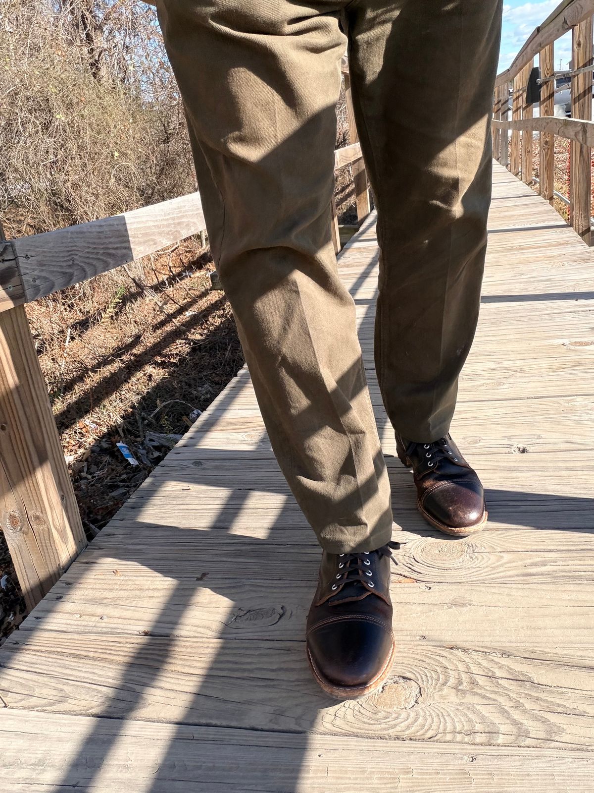 Photo by TheBeardedFeller on January 14, 2026 of the Thursday Vanguard in Horween Waxed Cacao.