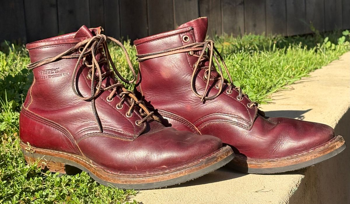 Photo by Sheparza on March 5, 2026 of the White's 350 Cruiser in Horween Burgundy Chromexcel.