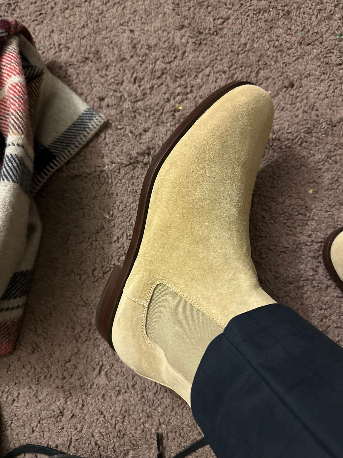 Photo by lacesonthelot on January 3, 2025 of the Koio Trento in Cardamom Suede.