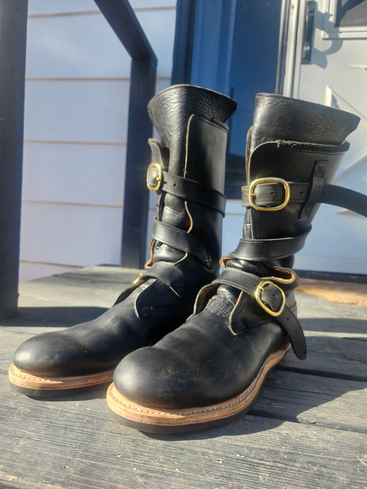 Photo by Jakesleather1505 on September 5, 2025 of the Unknown Maker Tanker in Unknown Black Leather Lined Throughout Boot.