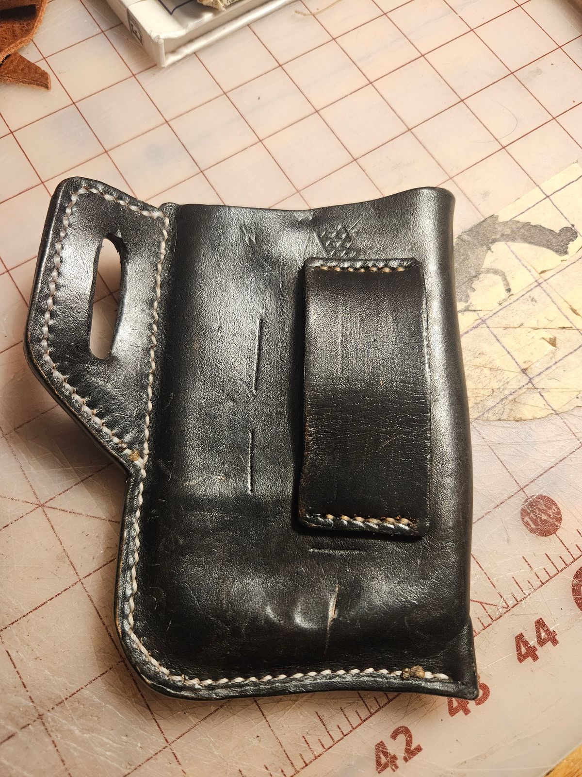 Photo by Jakesleather1505 on November 1, 2025 of the Self Made Phone Case in 3mm Natural Veg Tan.