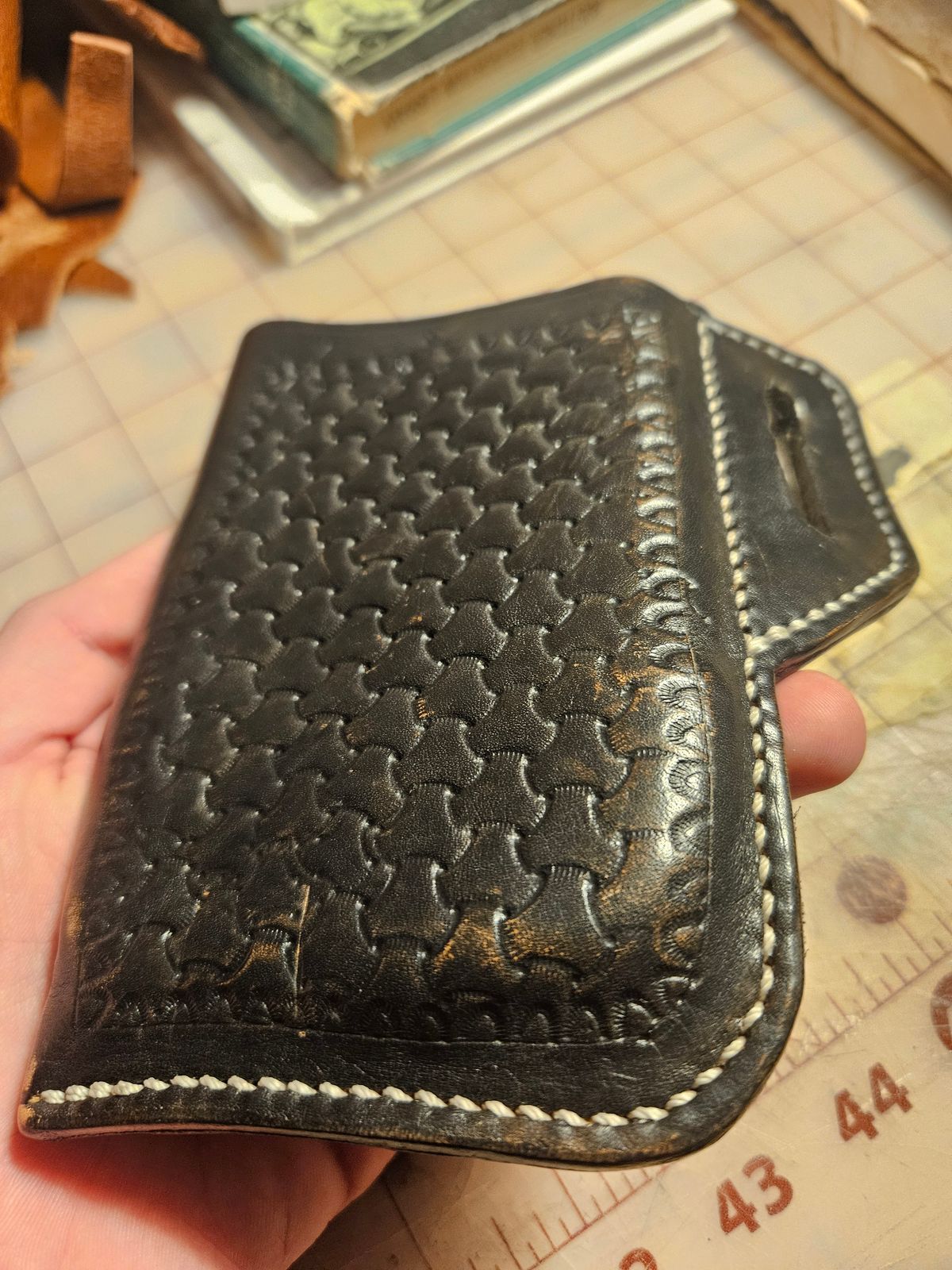 Photo by Jakesleather1505 on November 1, 2025 of the Self Made Phone Case in 3mm Natural Veg Tan.