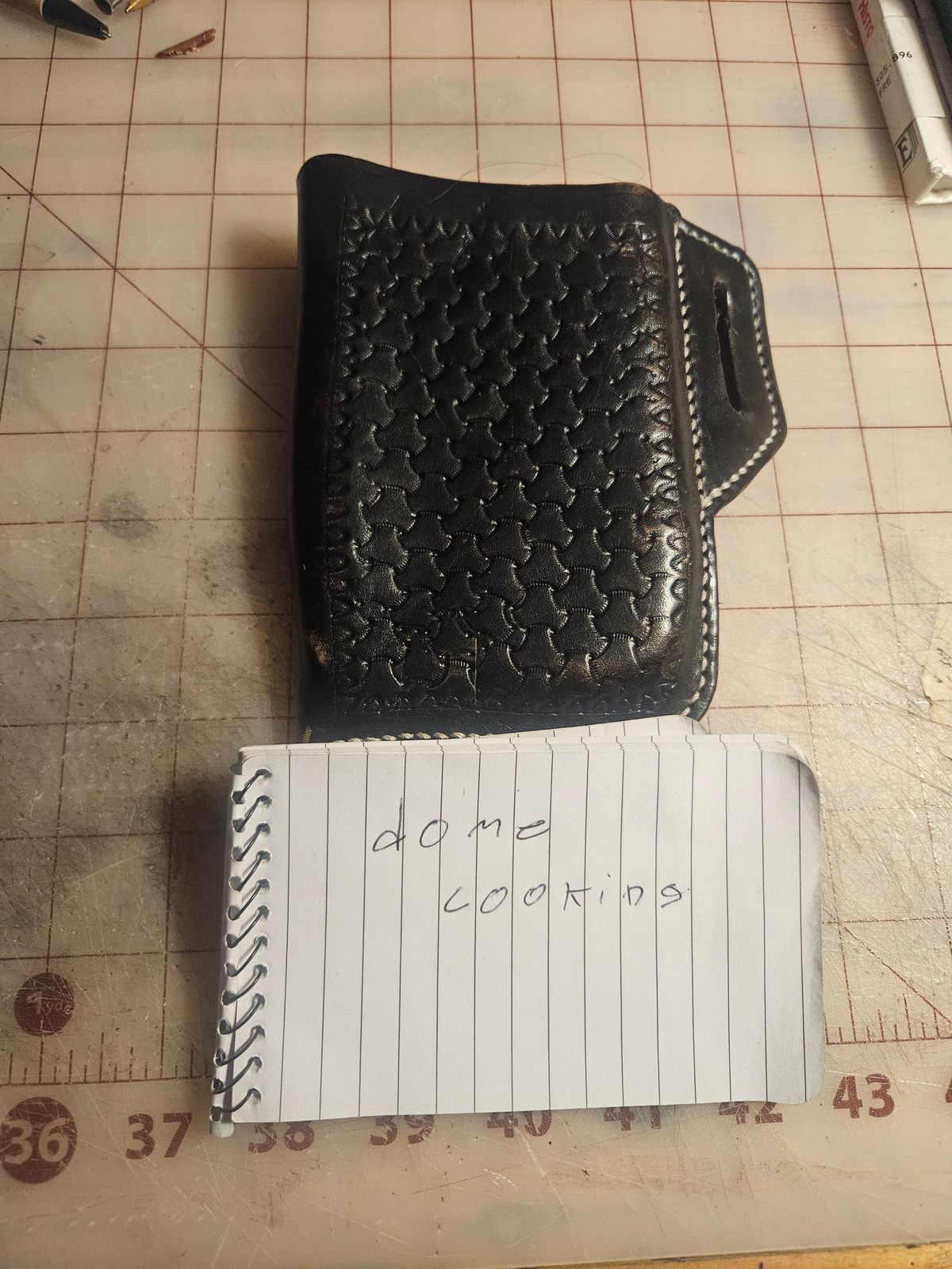 Photo by Jakesleather1505 on November 1, 2025 of the Self Made Phone Case in 3mm Natural Veg Tan.