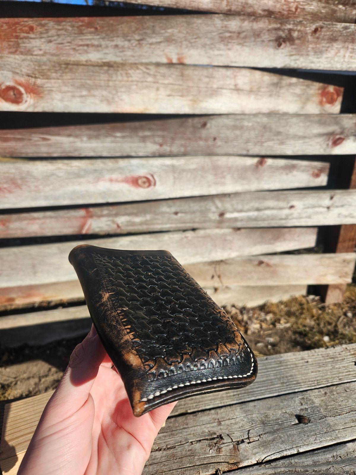 Photo by Jakesleather1505 on February 3, 2026 of the Self Made Phone Case in 3mm Natural Veg Tan.