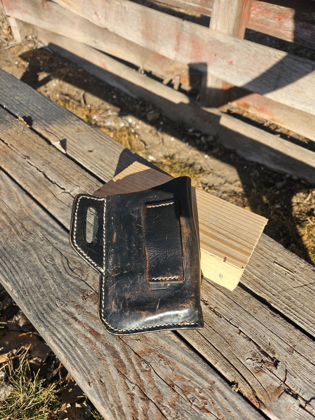 Photo by Jakesleather1505 on February 3, 2026 of the Self Made Phone Case in 3mm Natural Veg Tan.