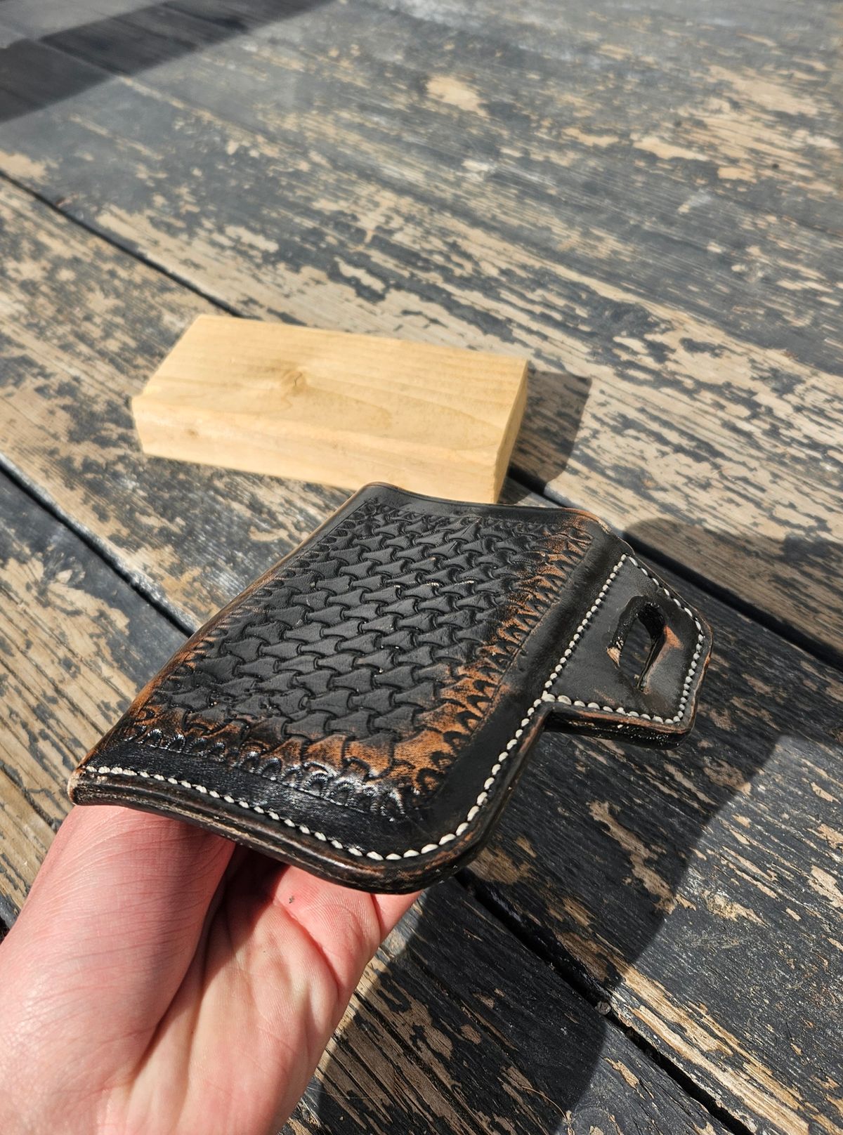 Photo by Jakesleather1505 on March 3, 2026 of the Self Made Phone Case in 3mm Natural Veg Tan.