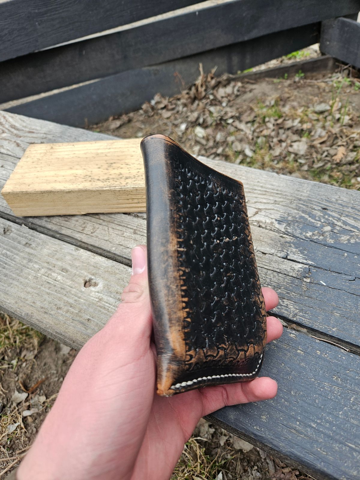 Photo by Jakesleather1505 on April 2, 2026 of the Self Made Phone Case in 3mm Natural Veg Tan.