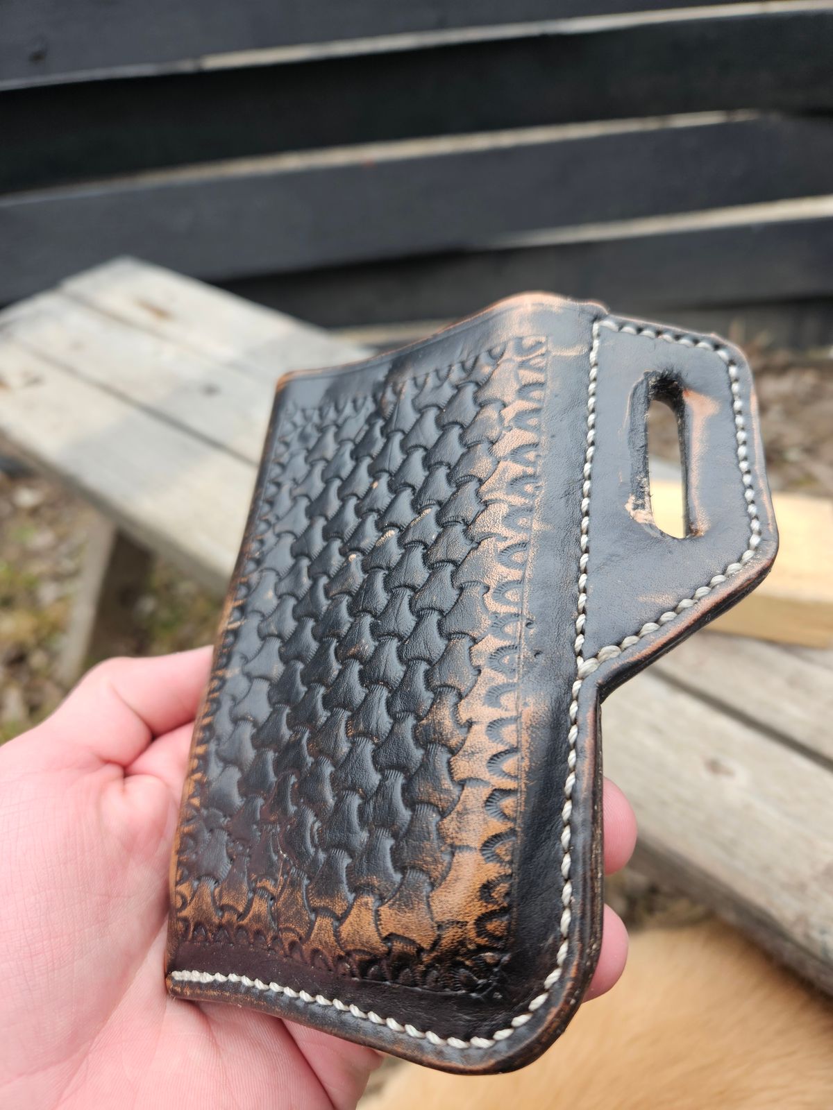 Photo by Jakesleather1505 on April 2, 2026 of the Self Made Phone Case in 3mm Natural Veg Tan.