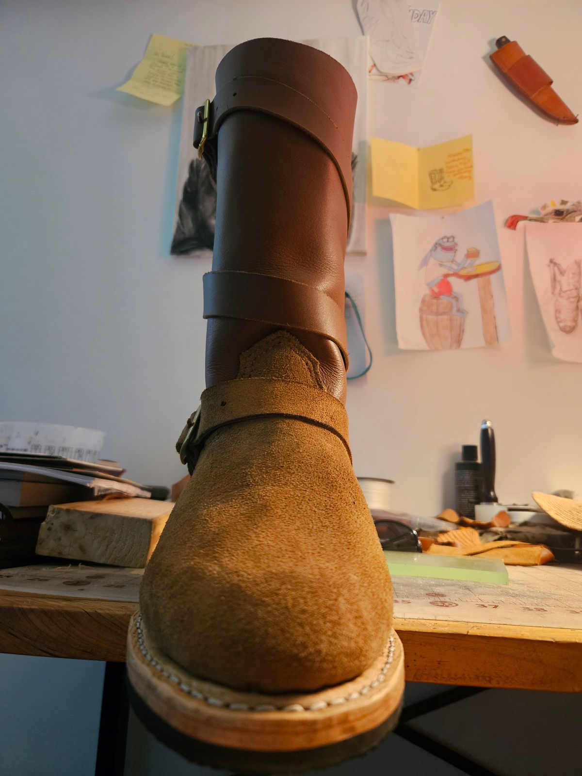 Photo by Jakesleather1505 on August 27, 2025 of the Self Made Cowboy Tanker in 6oz Russet Cowhide.