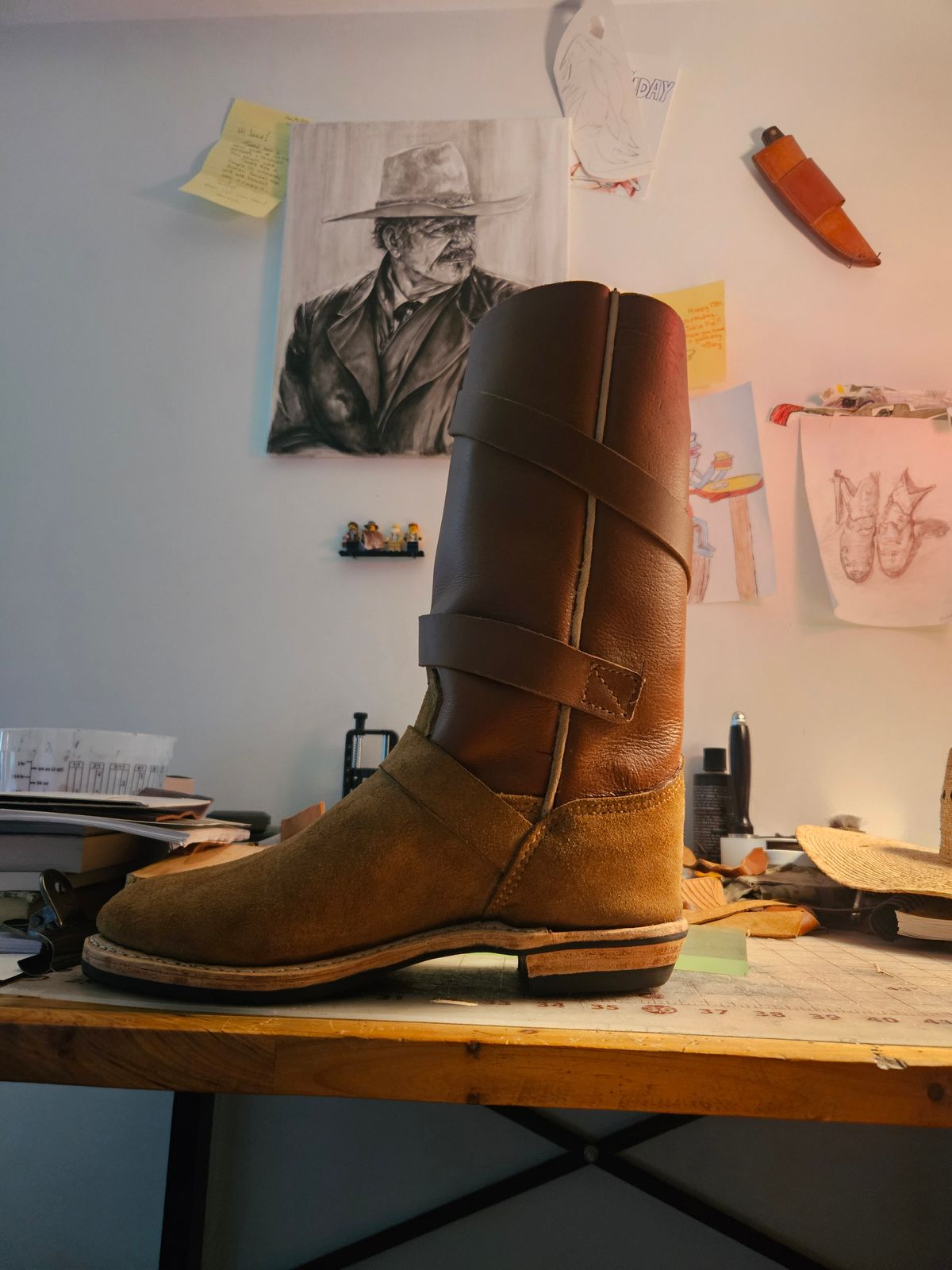 Photo by Jakesleather1505 on August 27, 2025 of the Self Made Cowboy Tanker in 6oz Russet Cowhide.