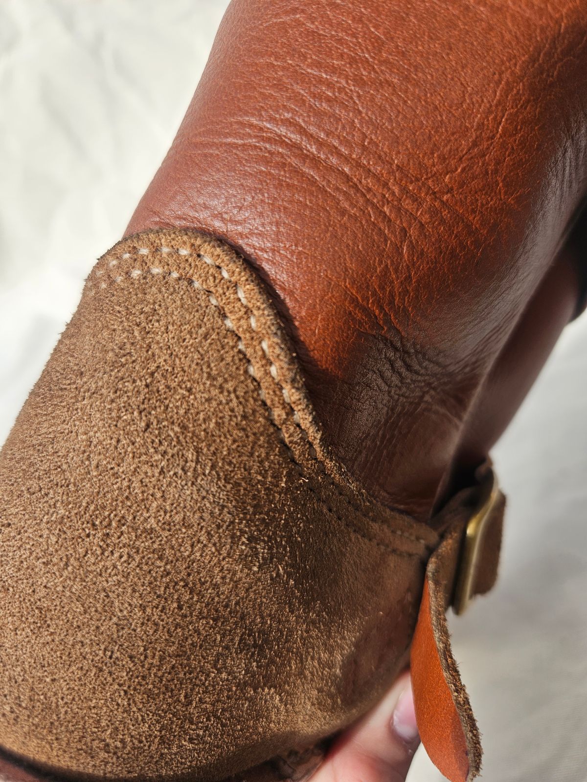 Photo by Jakesleather1505 on September 29, 2025 of the Self Made Cowboy Tanker in 6oz Russet Cowhide.